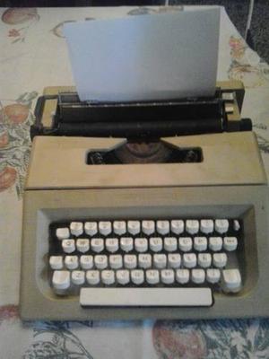 Maquina De Escribir Antigua Olivetti