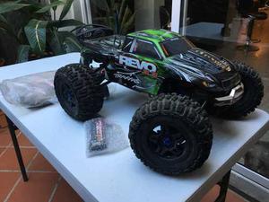 Traxxas Revo Casi Nueva