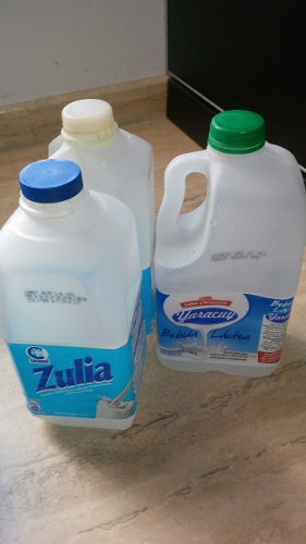 Vendo Botellas Plasticas De 2 Litros Usadas Reusables