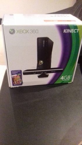 Xbox 360 Slim Con Kinect - 2 Controles Y 2 Juegos Originales