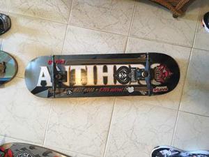 Tabla Skate Antihero 9 Ancho Trucks Slant