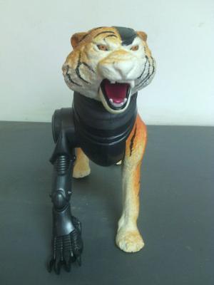 Tigre Max Steel