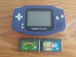 Game Boy Advance + 2 Juegos