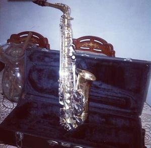 Saxofon Alto Lj Hutchen New York