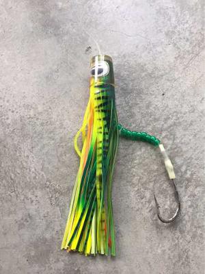 Señuelo C&h Lures Pluma Alíen Ideal Para Pesca De Altura