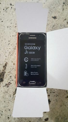 Samsung Galaxy J1 Ace Dual Sim (black)