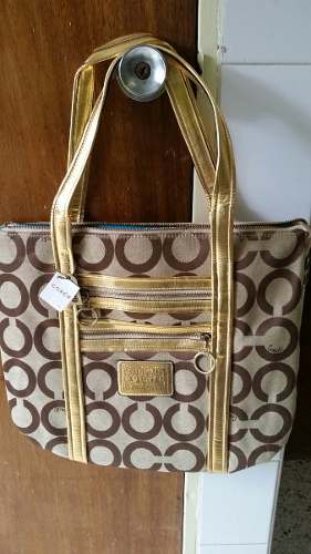 Bella Cartera Coach. Precio De Remate!