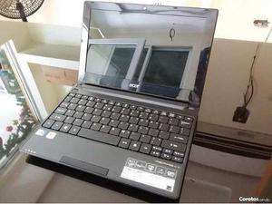 Mini Laptop Acer Aspire One D270