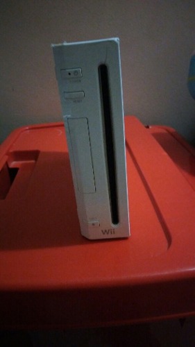 Nintendo Wii Consola Con Sus Cables