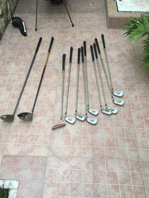 Palos De Golf Con Maleta