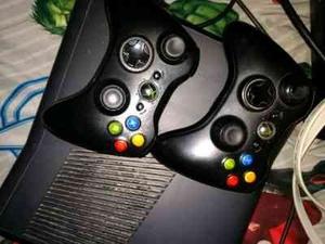 Xbox 360 Con Dos Controles