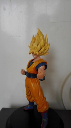 Figura Dragon Ball Z Goku Super Sayajin18cm