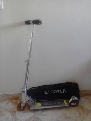 Scooter Monopatin