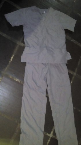 Uniforme Para Médico Color Gris