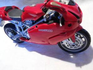 Ducati 999 Moto A Escala 1:12....usada