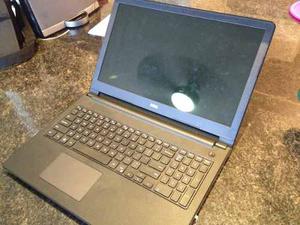 Laptop Dell Inspiron 15