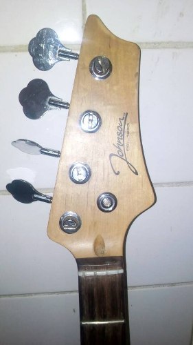 Bajo Electrico Jonhnson 4 Cuerdas Microfonos Emg