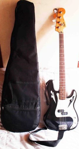 Bajo Squire By Fender 4 Cuerdas