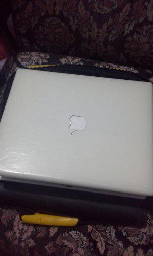 Laptop Mac Book