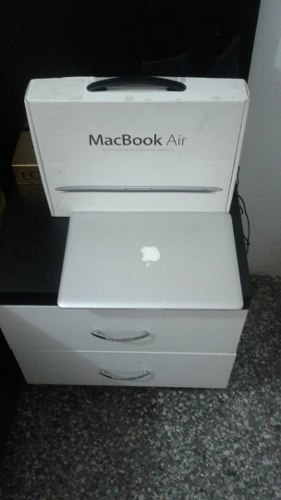 Macbook Air 13 Pulgadas Core 2 Duo 2gb Ram Operativa