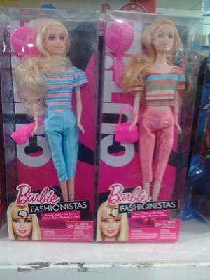 Muñeca Barbie Con Accesorio Al Mayor Y Detal