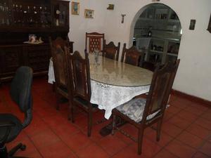 Juego De Comedor En Cuero Repujado Y Madera Tallada