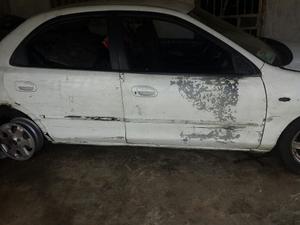 Puerta Ford Laser 