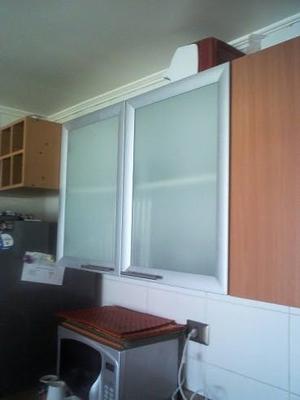 Puertas De Aluminio Y Vidrio Para Cocinas Empotradas