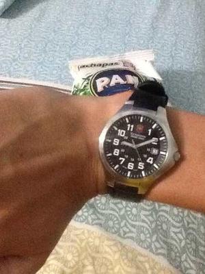 Reloj Victorinox Swiss Army Classic Modelo V.