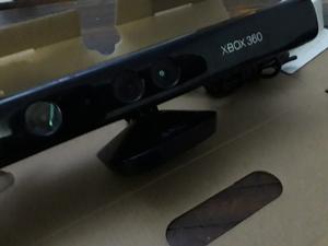 Kinect De Xbox 360 Poco Uso Excelente Estado Com Juego Origi