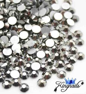 Paquete  Piedras Swarovski Plateado #8 (2.4mm)