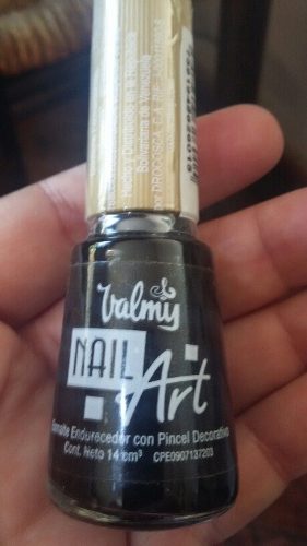 Pinturas Valmy Negra Nails Art Pincel  Bs.