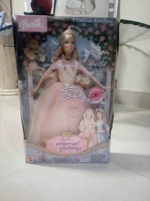 Barbie La Princesa Y La Plebella