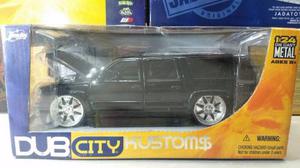 Chevrolet Suburban  Coleccion Jada Toys