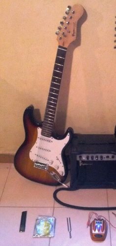 Combo Guitarra Electrica + Amplificador + Accesorios