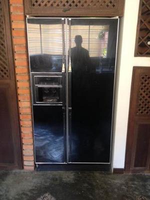 Nevera Wirlpool Doble Puerta Frente Negro Laminado