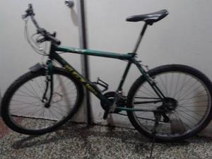 Bicicleta Montañera Verde Marca Gt Terra, Ya Se Vendio.