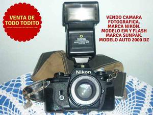 Camara Nikon Con Flash Usada