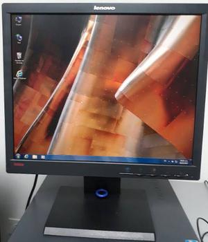 Monitor Lenovo 17