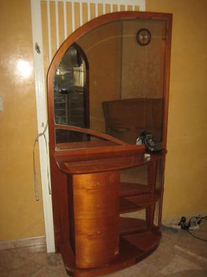 Consola Mueble Elegante Con Espejo Biscelado En Madera Caoba