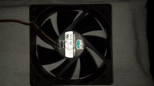 Fan Cooler Master Original 12x12 Negro Como Nuevo