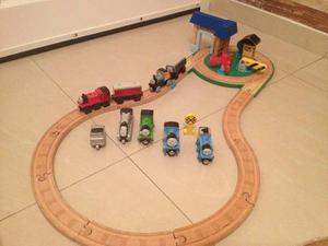 Pista Tren Tomas, Carros Chuck, Muñecos Max Steel