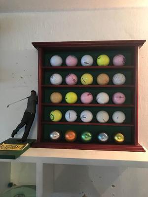 Colección De Pelotas De Golf Base Y Figura Tiger Woods