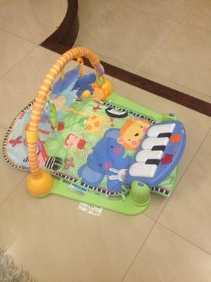 Gimnasio Musical Fisher Price Bebe