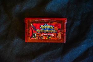 Juegos Gameboy Advanced Pokemon Red En Perfecto Estado