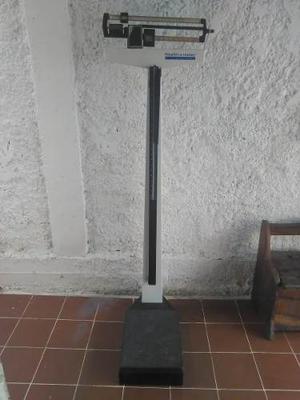 Balanza/tallimetro Marca Health O Meter 200kg -rematando-