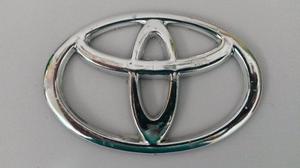 Logo Toyota Pequeño Cromado