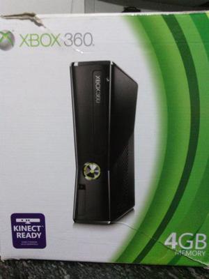 Xbox 360 Slim 4gb Para Reparar Con 2 Controles Y 4 Juegos