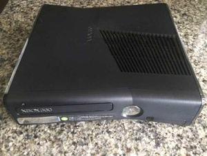 Xbox 360 Slim 4gb Usado Excelente Estado + Control + Juegos