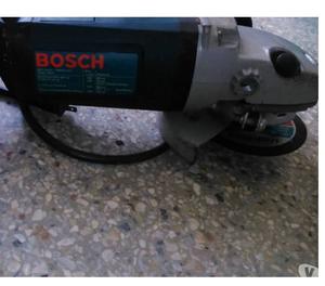 Esmeril marca Bosch